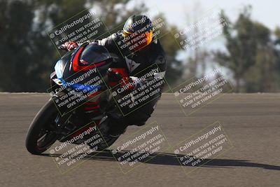 media/Nov-02-2025-Lets Ride (Sun) [[f7a3caa734]]/B Group/1120am (Turn 2 Inside)/